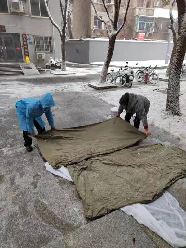 公寓铲雪 (3)